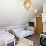 Sara 4 Apartamento *