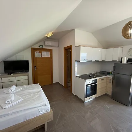 Apartman Sara 4 Bol