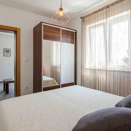 Apartment Sara 4
