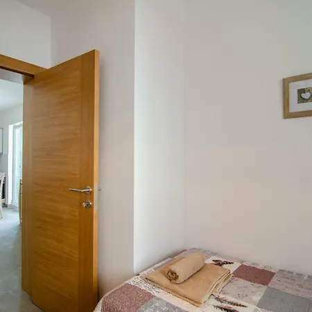 Apartment Sara 4