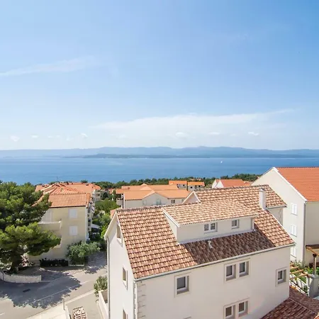 Apartment Sara 4 *